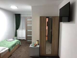 Отель Pensiune CasaMircea Бистрица Двухместный номер с 1 кроватью или 2 отдельными кроватями-25